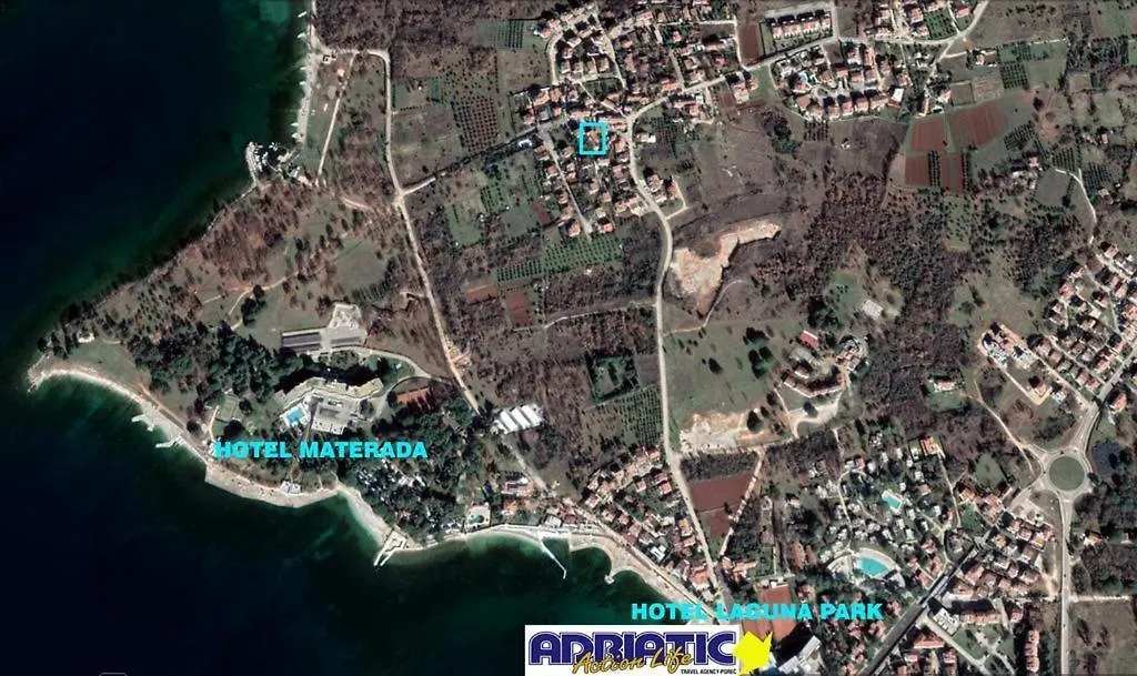 Guest house App Luka 1 - Green Garden For Children And Pets Porec