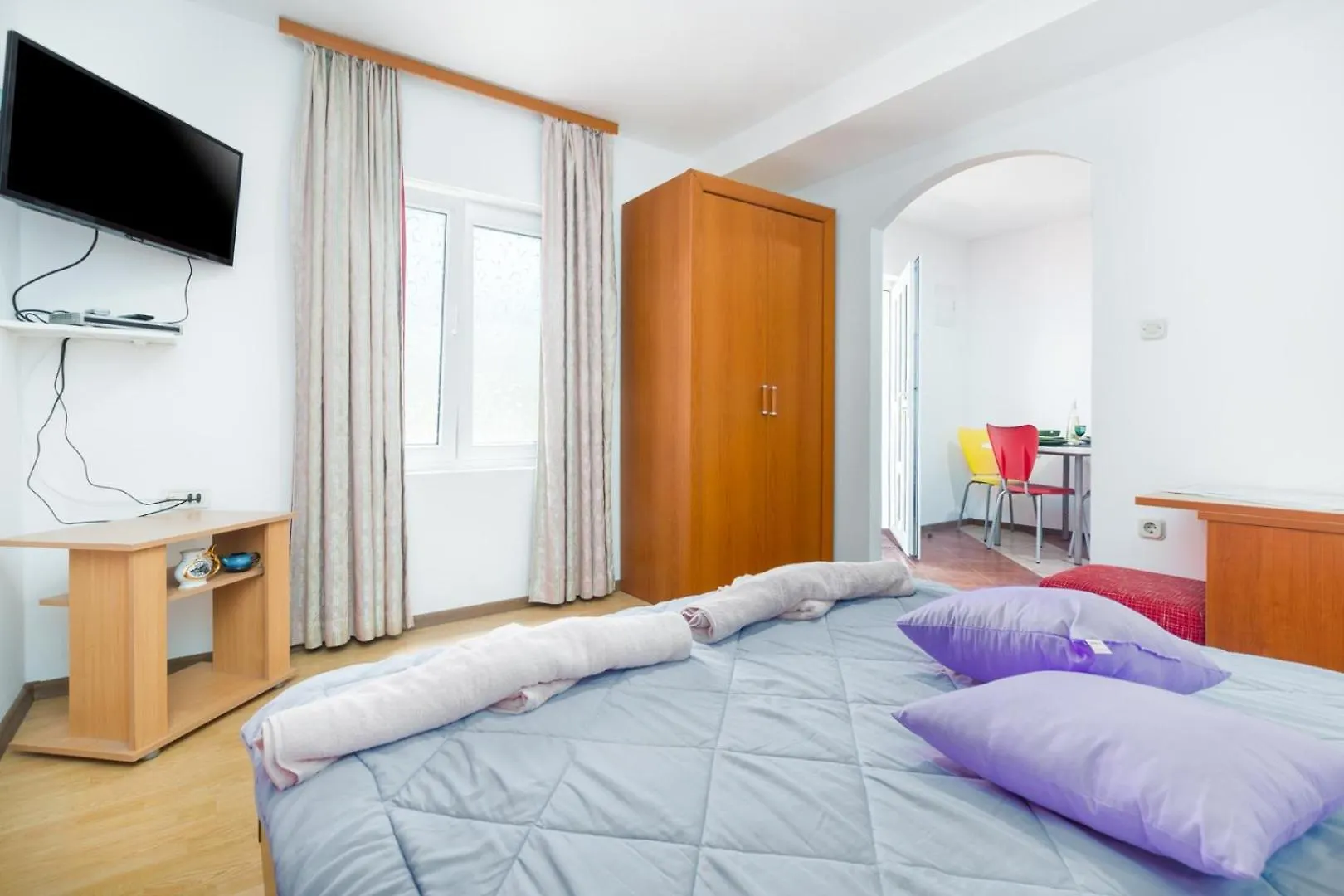 App Luka 1 - Green Garden For Children And Pets Porec Croatia
