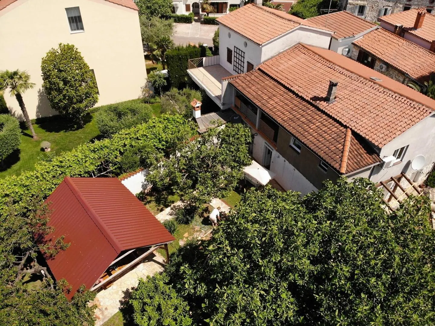 App Luka 1 - Green Garden For Children And Pets Porec Guest house